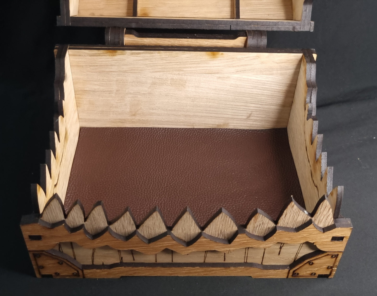 Deluxe Mimic Chest