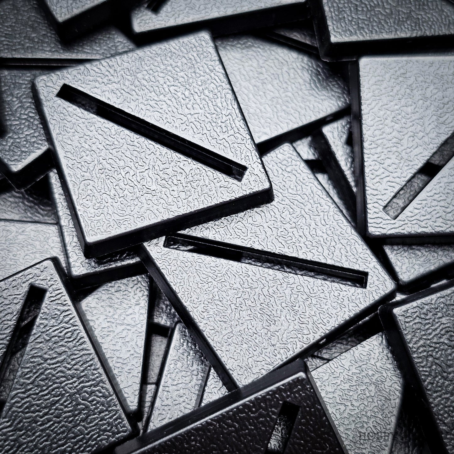 25mm Square Diagonal Slotted Plastic Bases