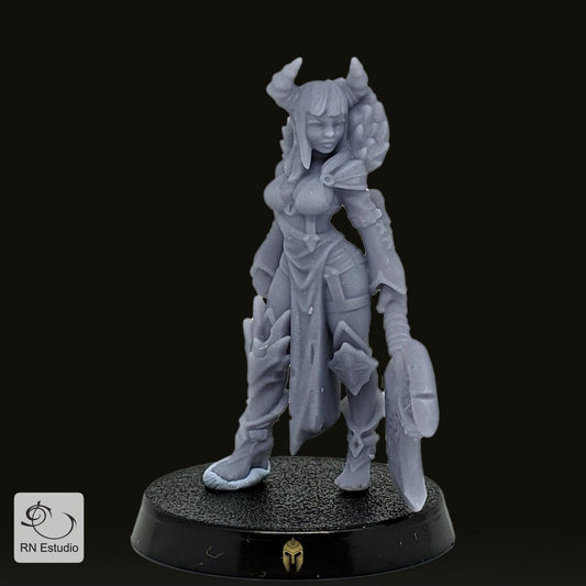 Barbarian Deamon Soraya Miniature