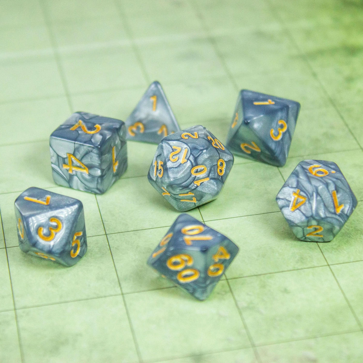 Silver Pearl Dice Set
