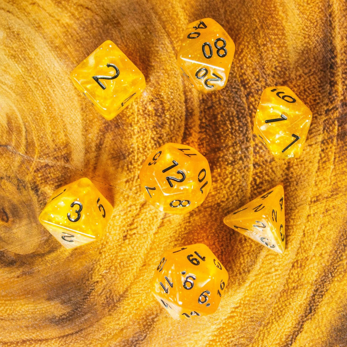 Honey Glitter Dice Set