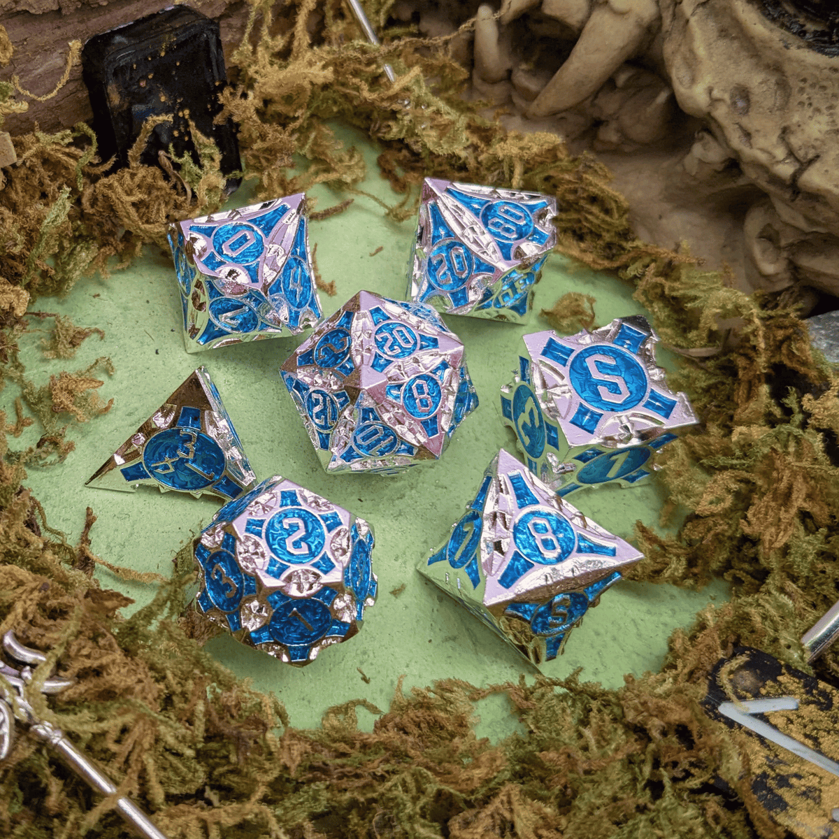 Point Silver and Blue Metal Core Dice Set