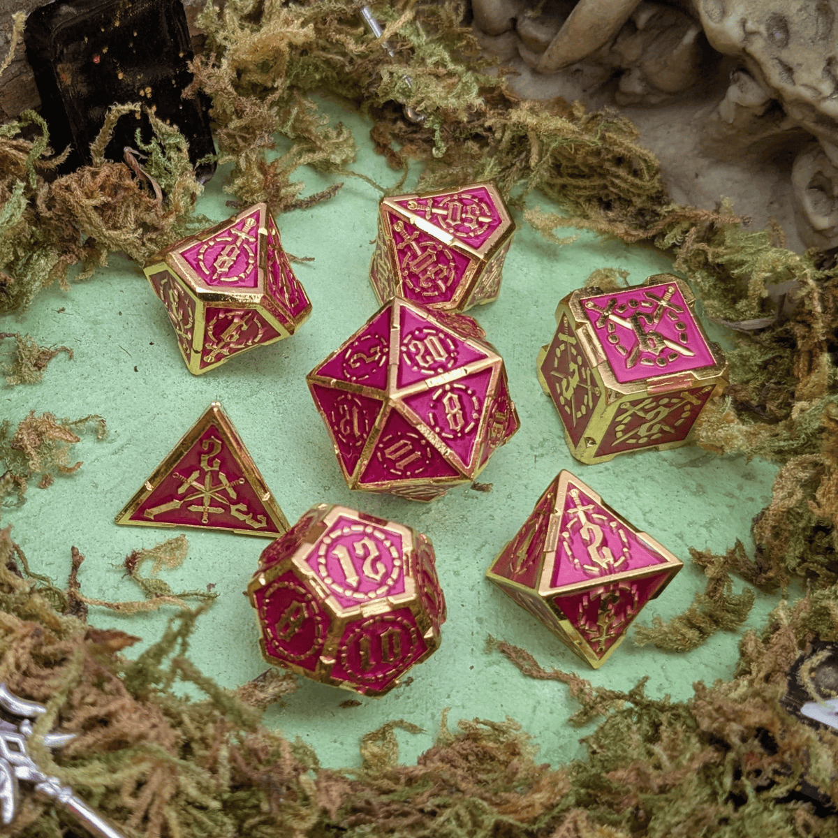 Swords Red and Gold Metal Core Dice Set